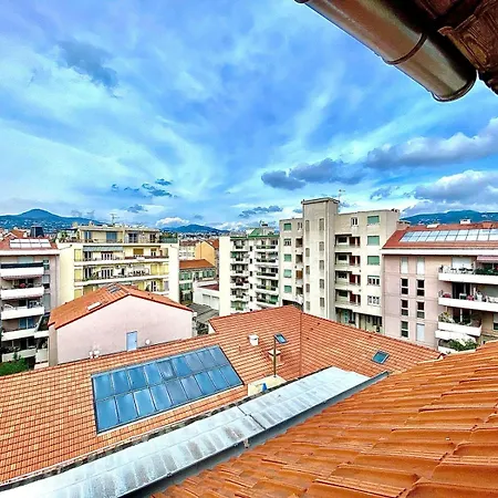 Cosy Avec Vue Sur Montagnes, Proche Gare דירה *